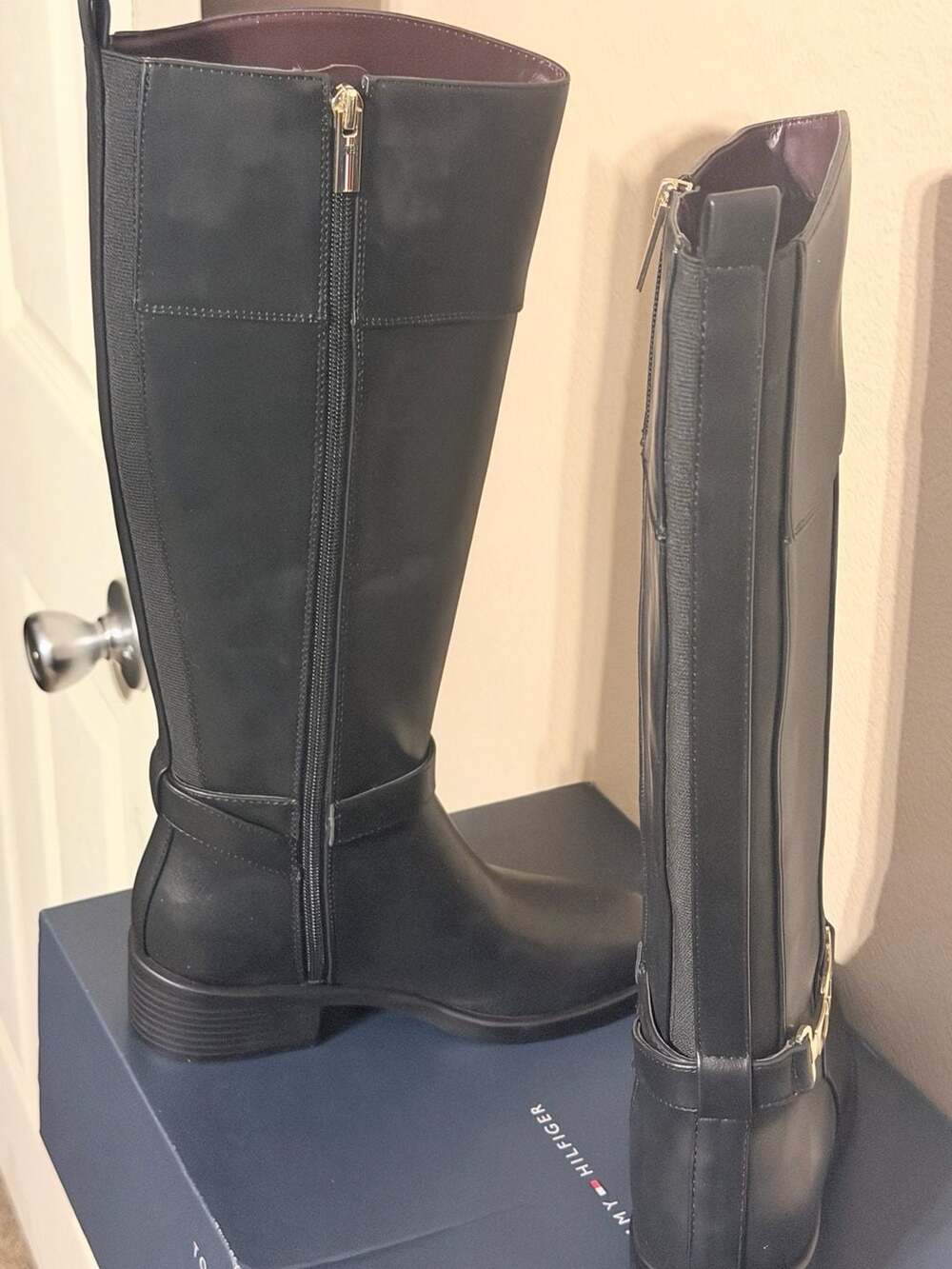 Tommy Hilfiger Ionni Riding Boot Size 6M Black